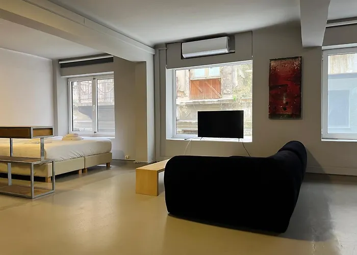 Mosaikon Guesthouses #Vasilikis Str